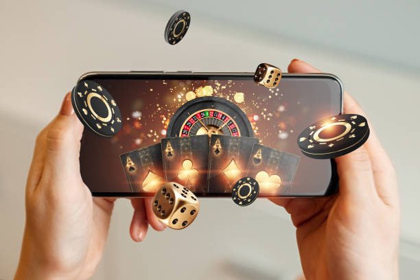 Navigasi platform yang intuitif dan mudah digunakan di perangkat smartphone